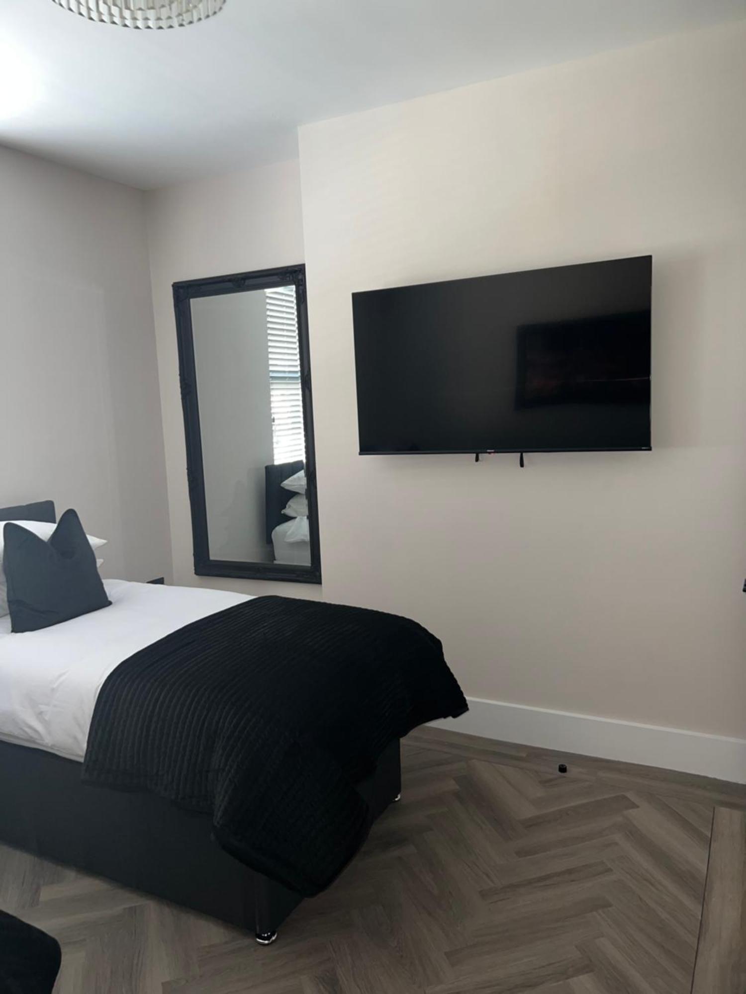 128 Anfield Road Hotel Liverpool Szoba fotó